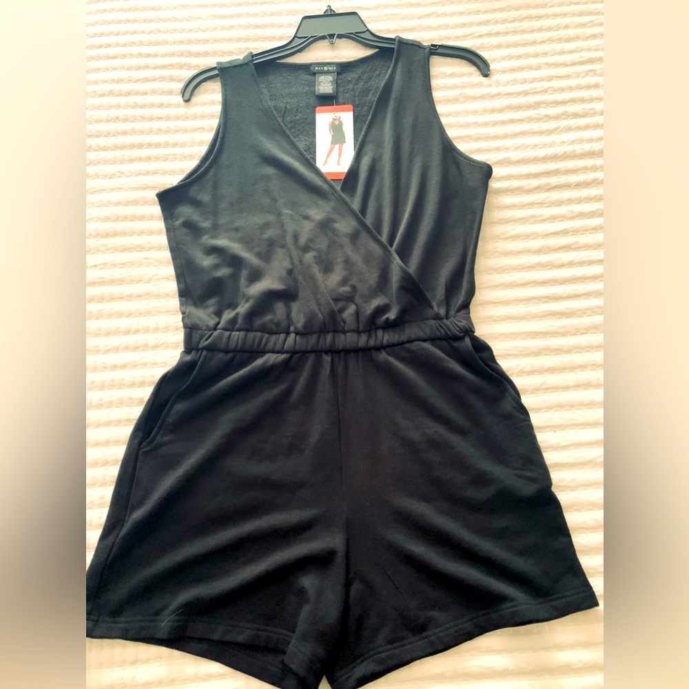 Max & Mia black romper size Medium